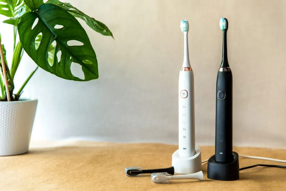 strangely intriguing unusual items women have used as dildos 4